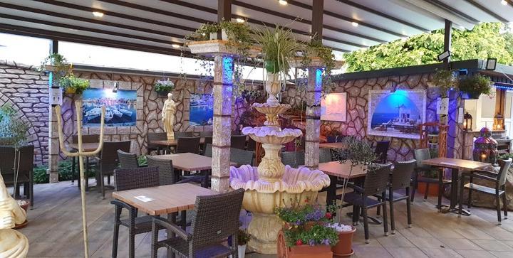 Griechisches-Restaurant-Hotel Akropolis